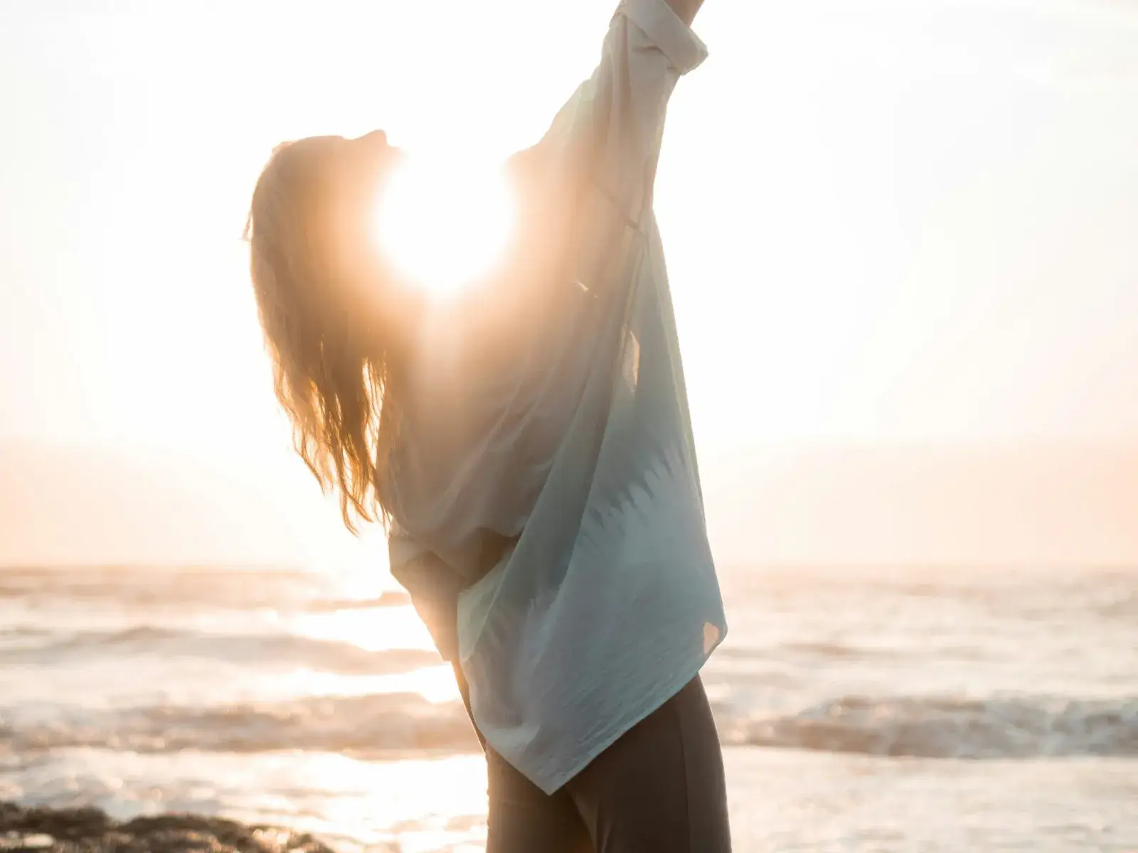 ¿Te has quemado la piel por el sol? Qué hacer (y qué evitar) para prevenir marcas o rojeces